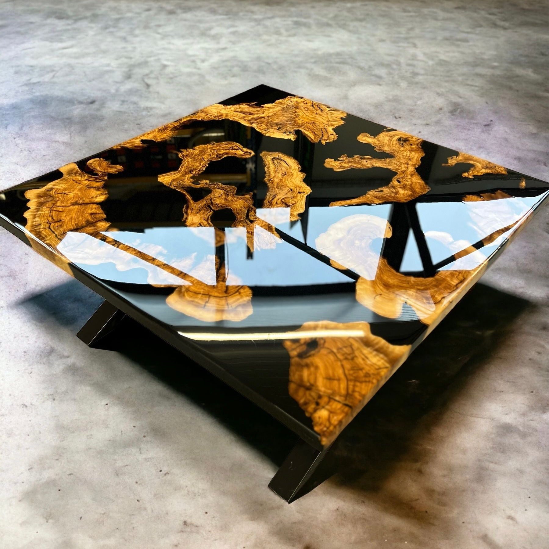 Olivenholz Couchtisch